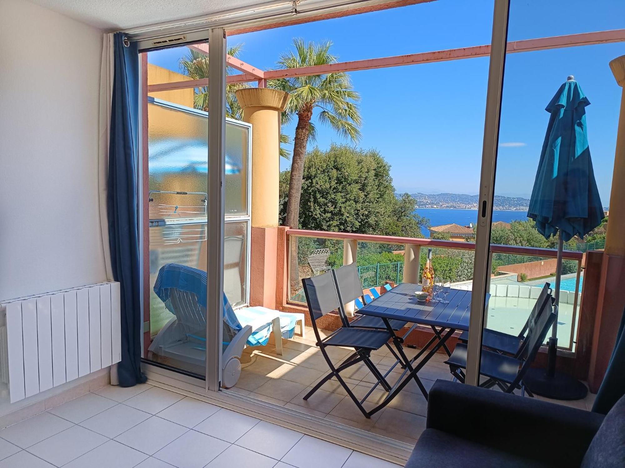 Magnifique Vue Mer Et Piscine - Les Cles De L Esterel Теуль-сюр-Мер Экстерьер фото