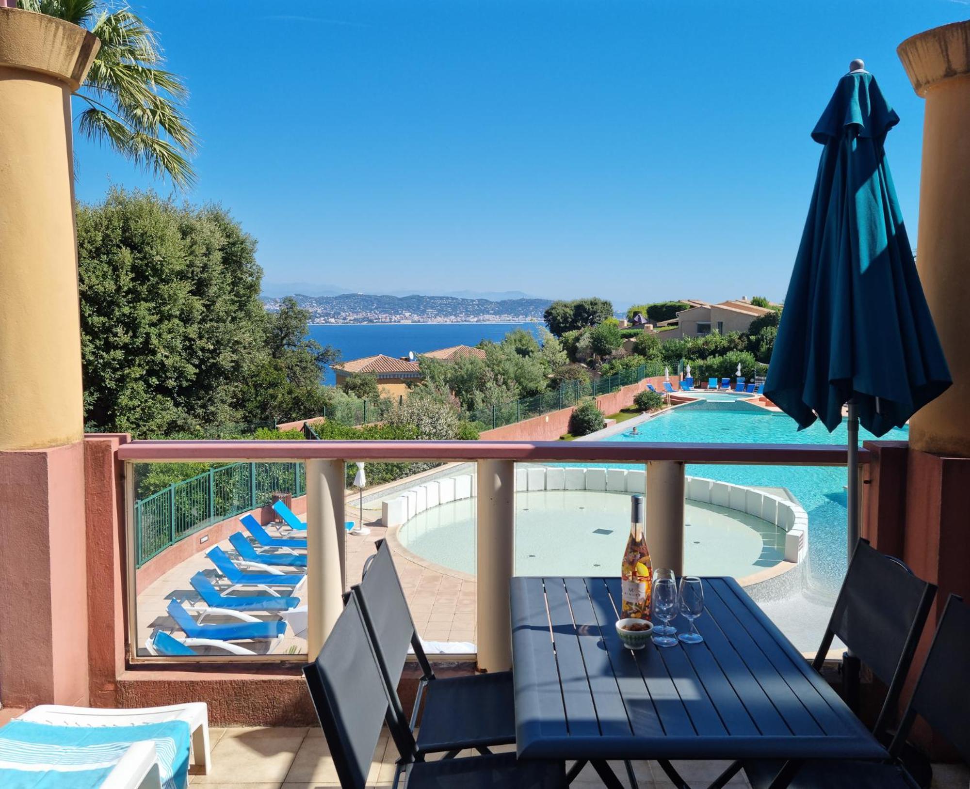 Magnifique Vue Mer Et Piscine - Les Cles De L Esterel Теуль-сюр-Мер Экстерьер фото